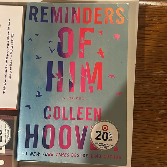 Miscellaneous Books 📚 - Picture 7 of 8